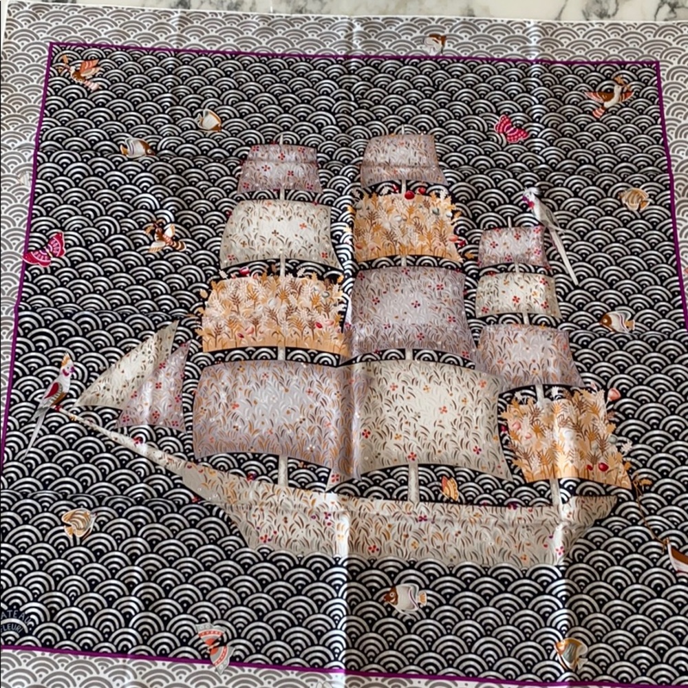 Authentic Hermes Bateau Fleur scarf